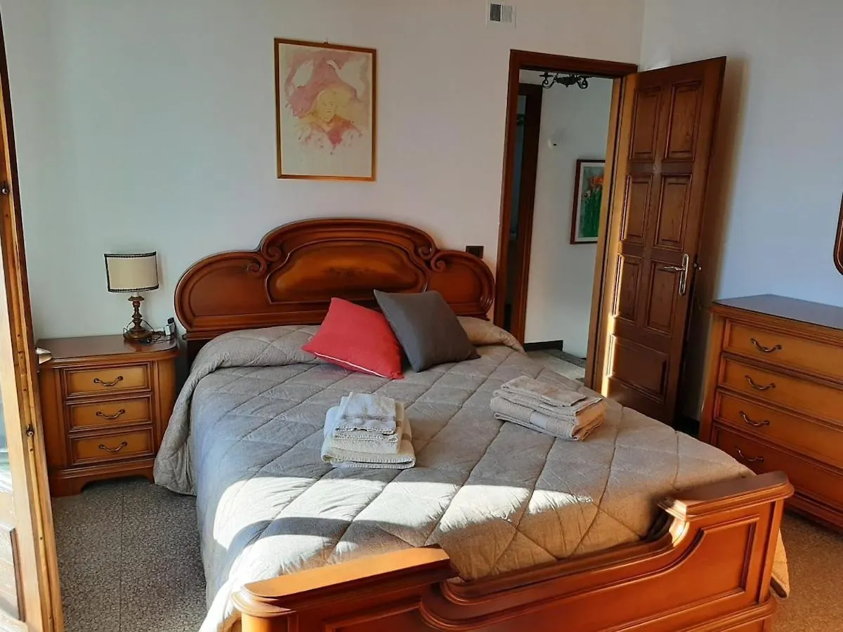 Apartamento Il Balcone Di Betty, Meraviglia Vista Lago San Siro